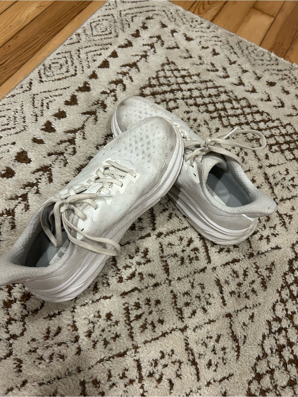 Women’s Hoka Clifton 9- White